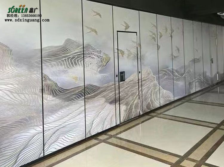 濰坊活動(dòng)隔斷廠家酒店活動(dòng)隔斷墻，展廳折疊推拉門，移動(dòng)屏風(fēng)高隔